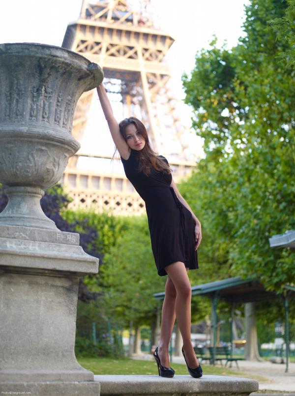 Anna S Eiffel tower #4