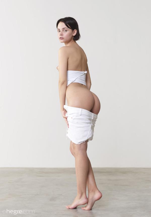 Ariel balta nevainība #39